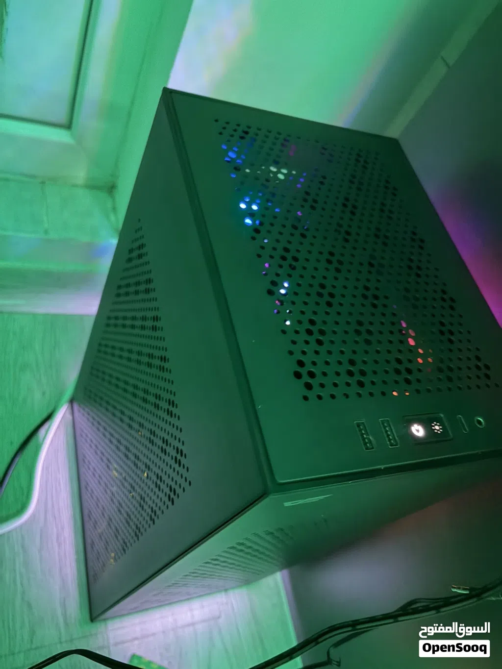 Itx gaming pc rtx5060ti intel i5 14400f. 2tb ssd 16gb ram