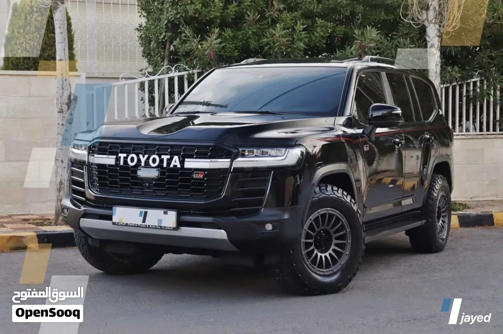 Toyota Land Cruiser GR Sport