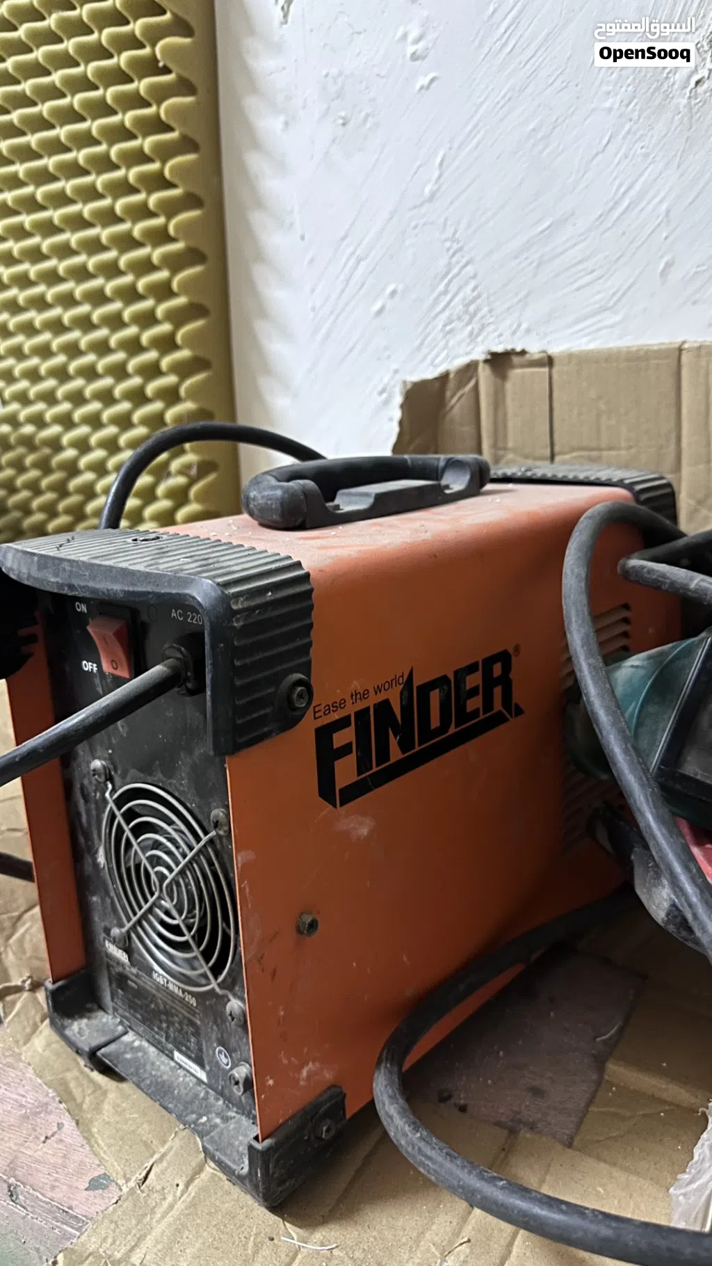 ماكينة لحام من العلامة التجارية Finder