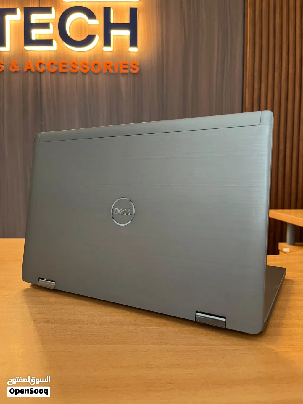 Dell Latitude 7320 – Slim, Touch & 2-in-1 Convertible Intel Core i7 – 11th Gen RAM: 16 GB SSD: 512GB