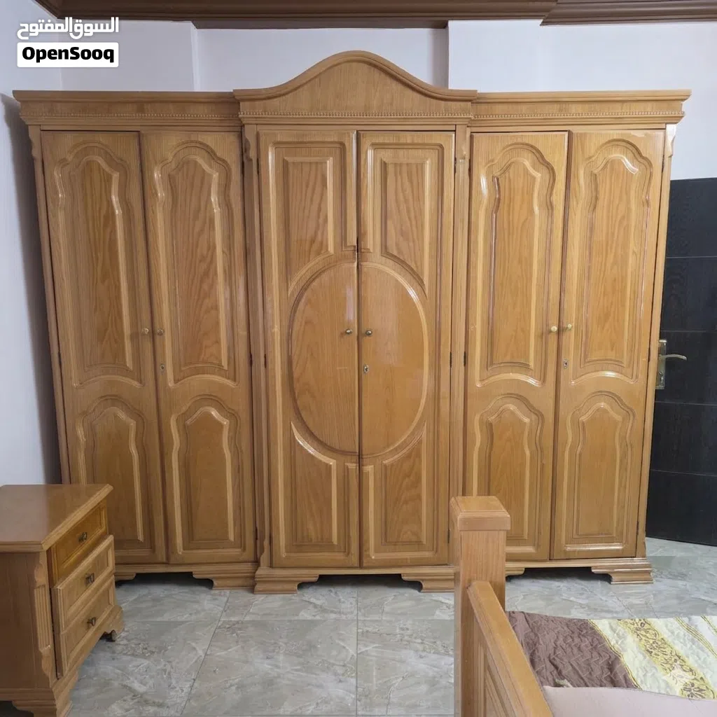 غرفة نوم للبيع بداعي سفر