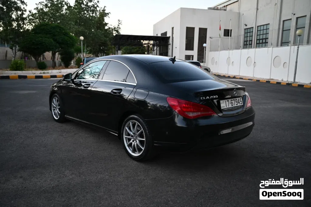 Mercedes Benz CLA-CLass CLA 200