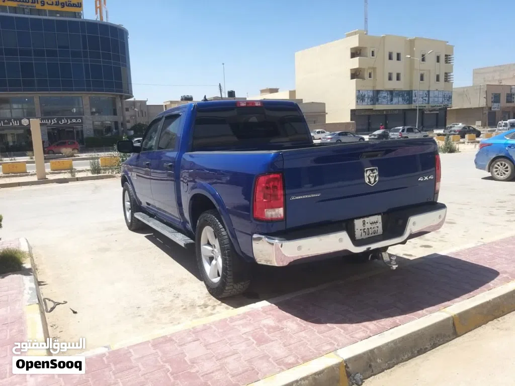 دودج رام Laramie
