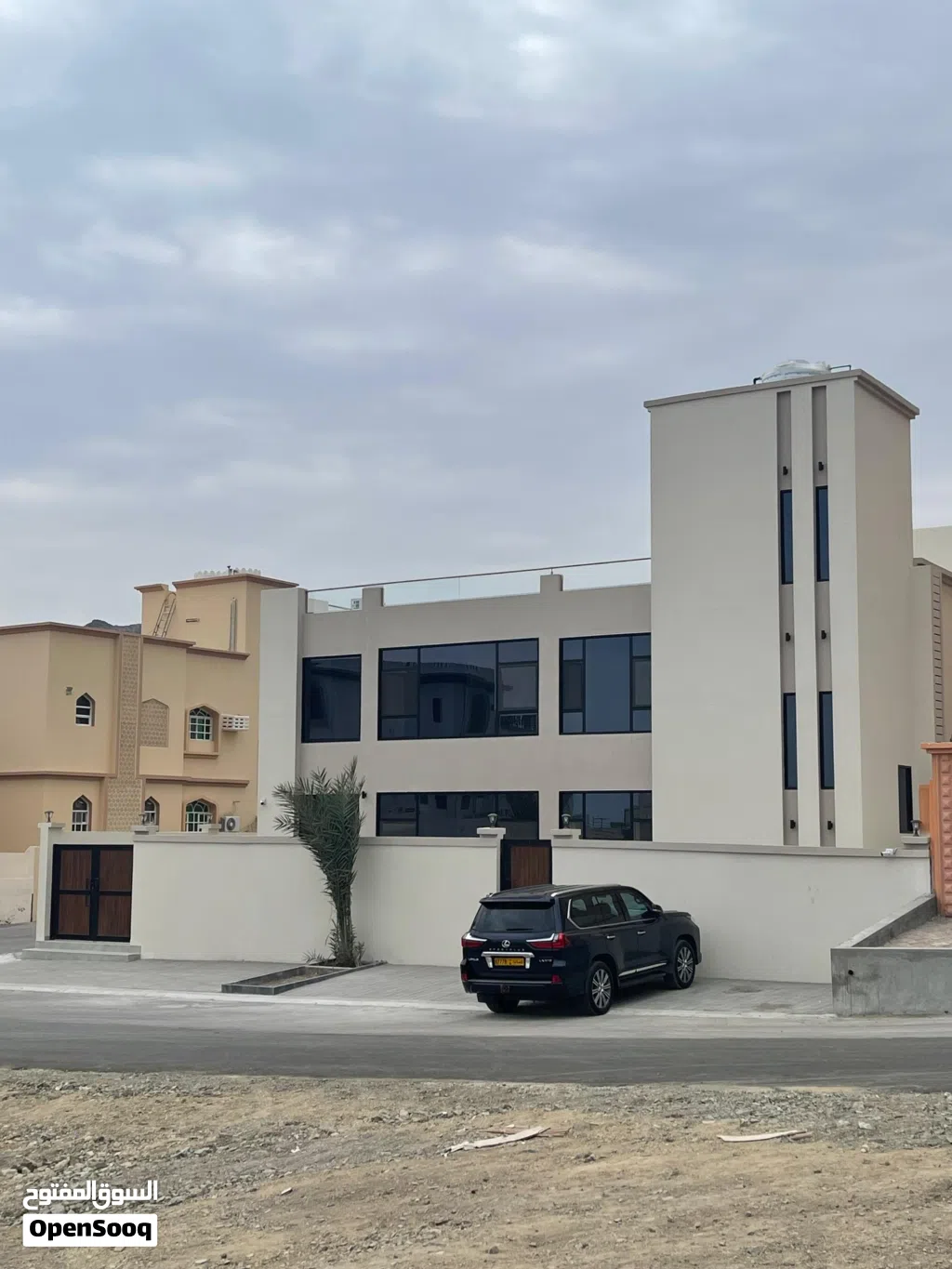 Villa in Darsait near the see