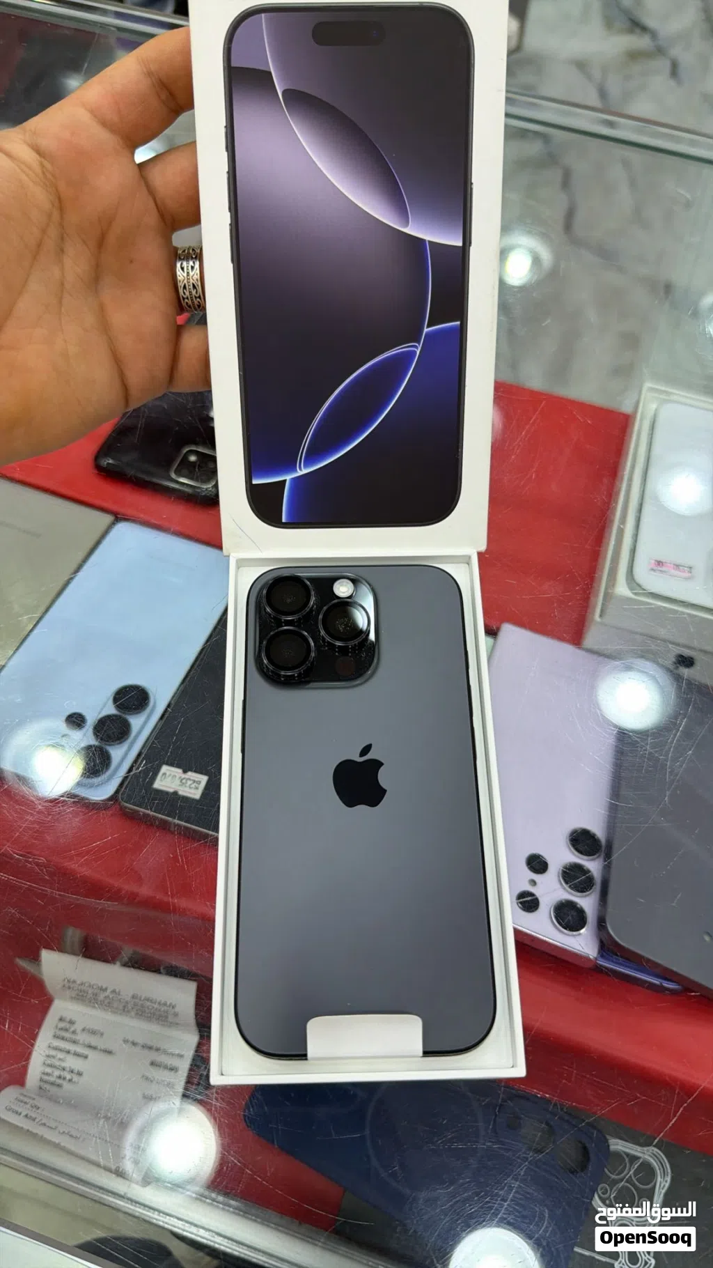 هاتف iPhone 16 pro مستعمل بسعر ممتاز