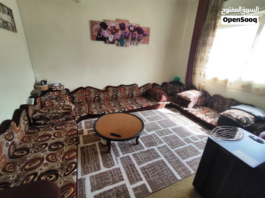 مجلس عربي اسفنج
