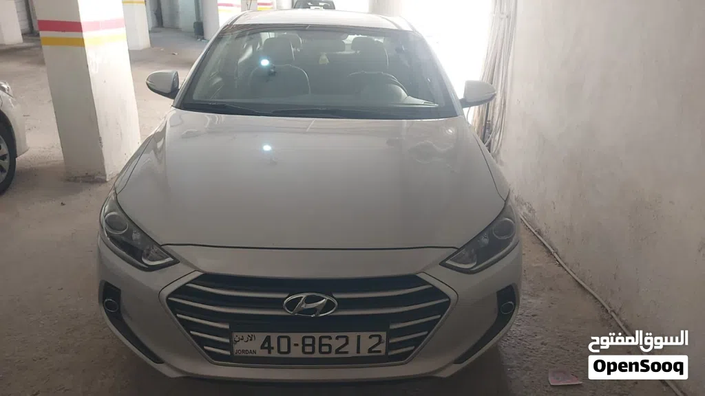 Hyundai Avante Limited