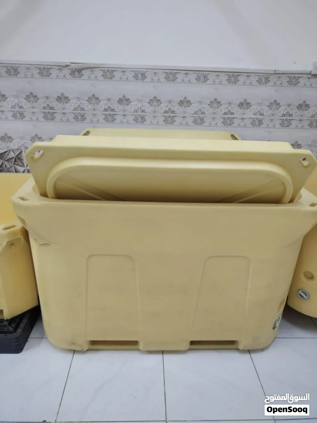 محل بيع وشوي الأسماك