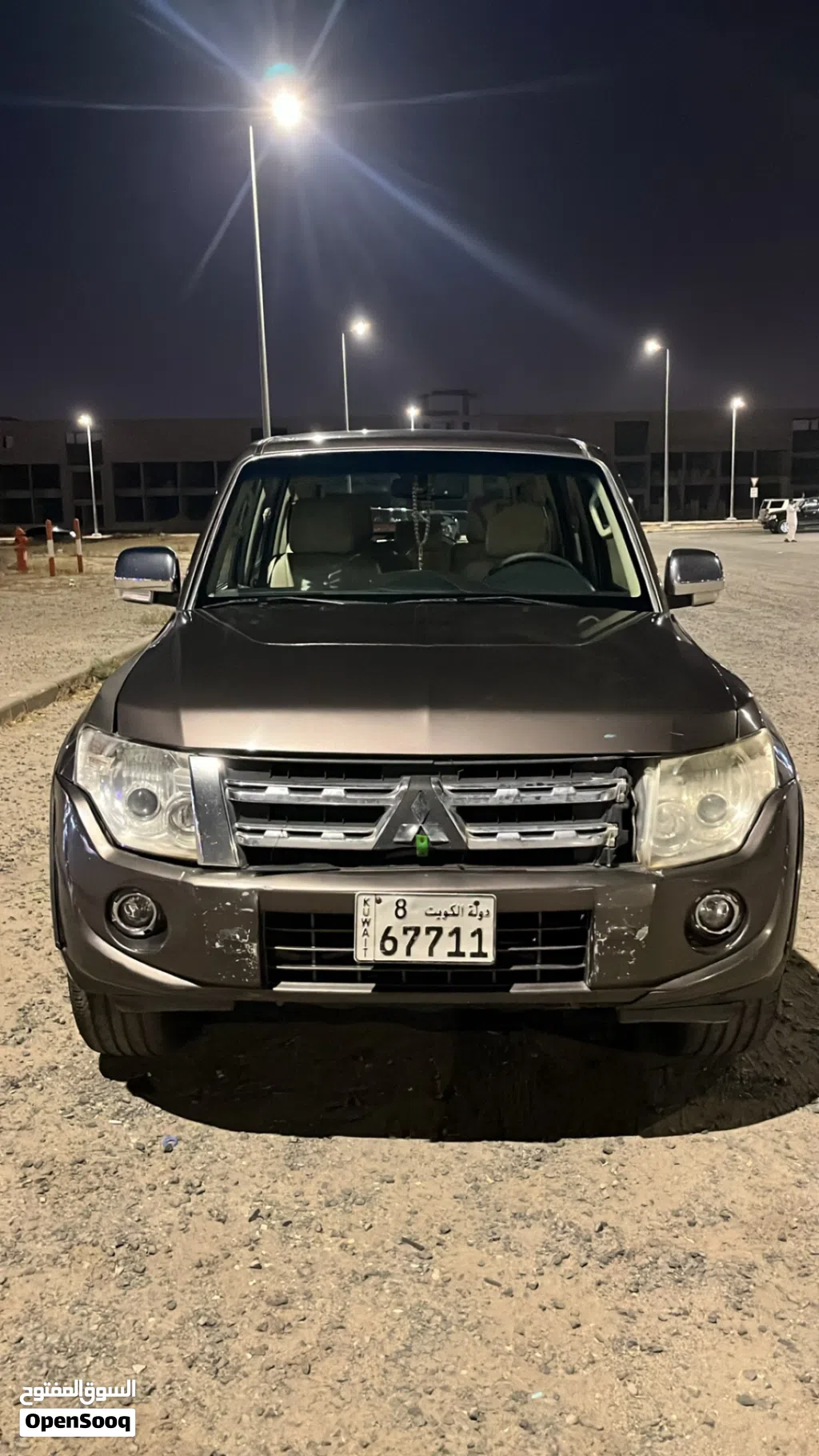 Mitsubishi Pajero Standard