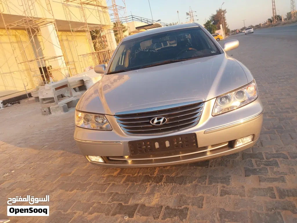 Hyundai Azera Standard