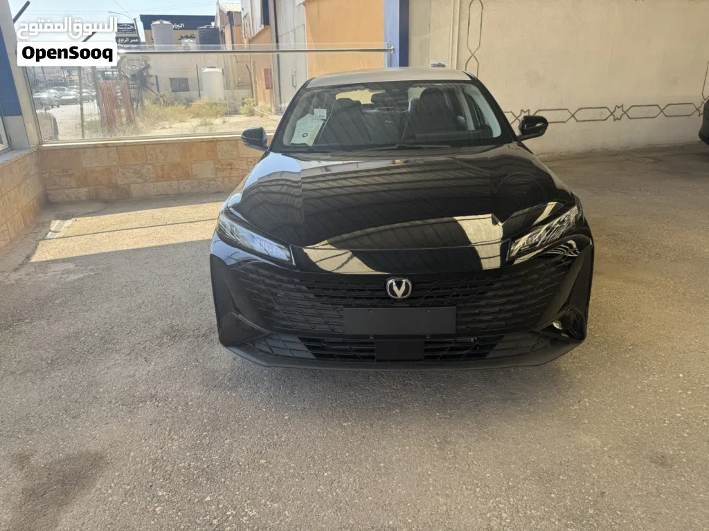 شانجان ايدو EV