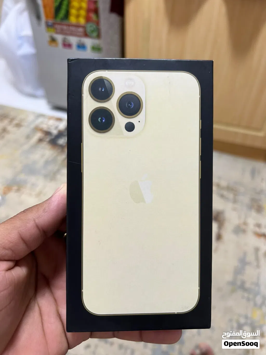 13 pro 256gb Gold colour