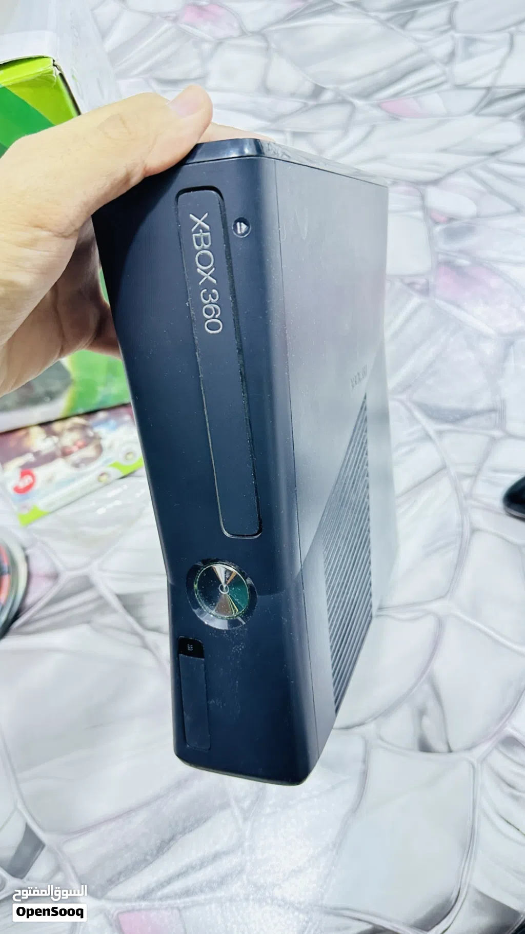 للبيع اكس بوكس 360 نضيف كلشش مستعمل