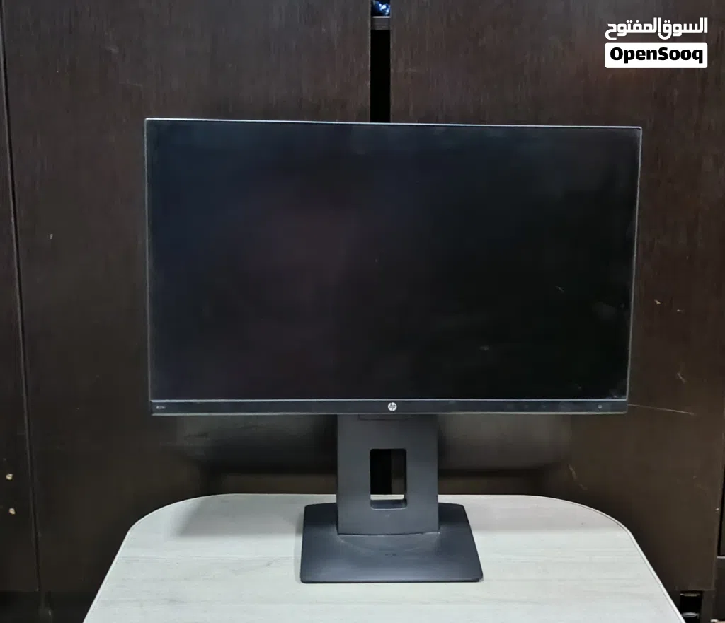 HP 24" Monitor Full HD - Excellent Condition.Fully adjustable, Slim bezel.