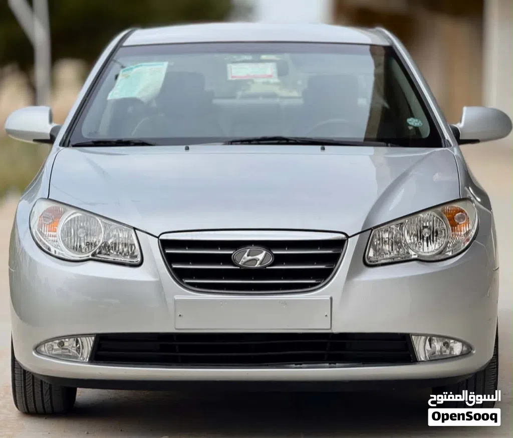 Hyundai Avante Limited