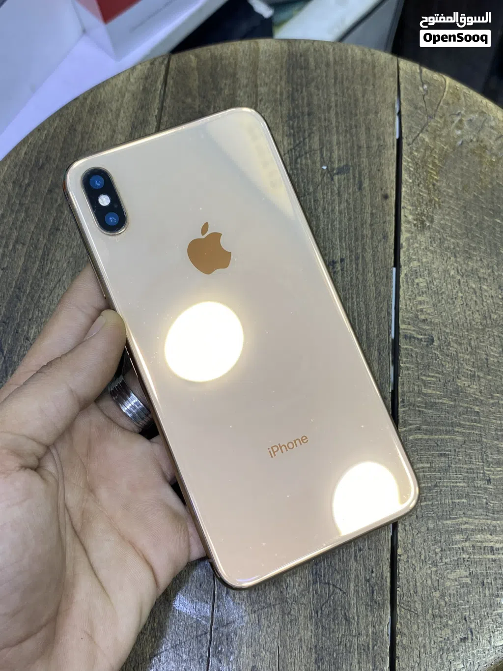 ايفون xs max وتر بروف 256 جيجا بطارية 77 السعر منهي من الاخر بحالة الوكاله