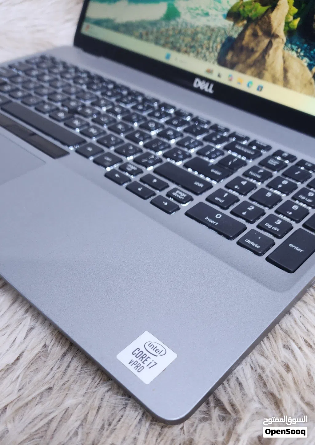Dell latitude 5510 i7-10th 15.6 FHD borderless Display Backlight keyboard 4gb intel Uhd Graphics