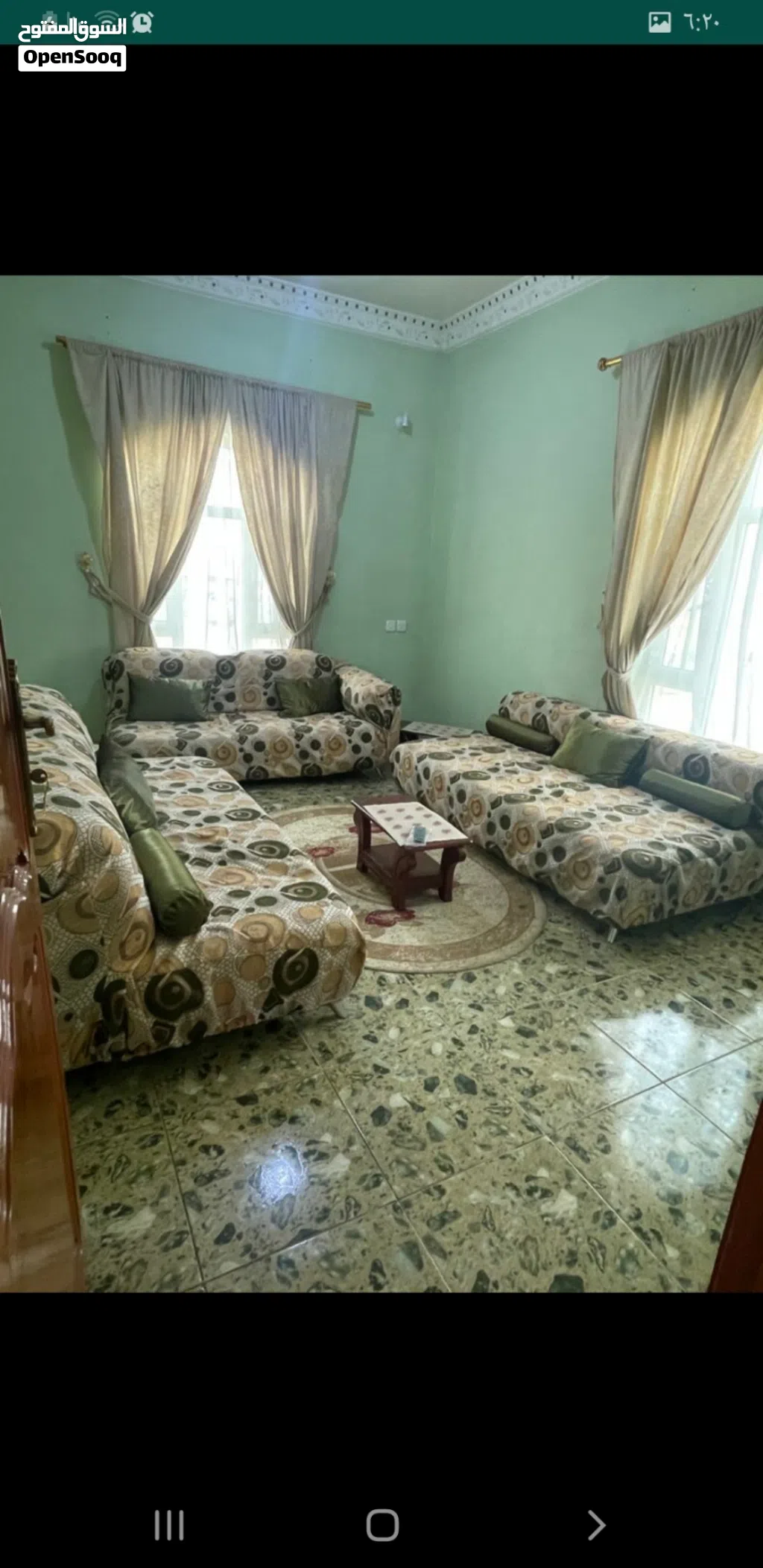 يوجد لدينا شقة مفروشه لايجار جوله الثقافة المثلث الذهبي غرفة نوم مجلس عربي مجلس كنب صاله ثلاثه حماما