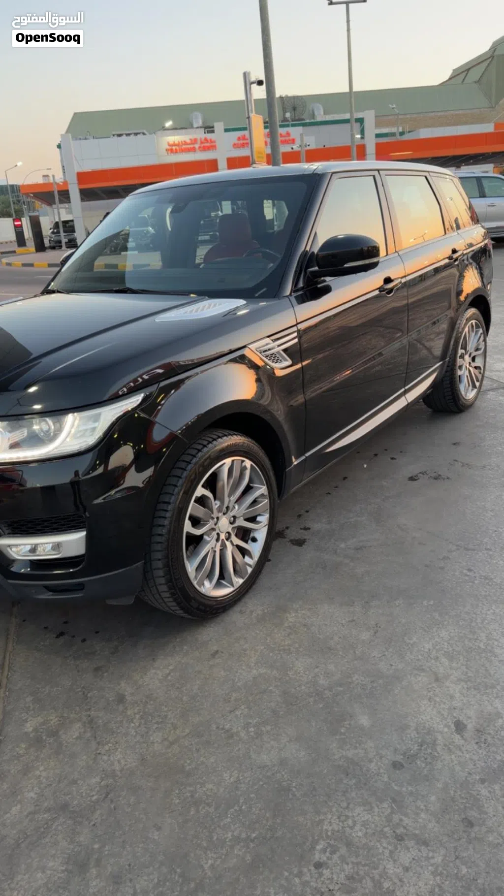 Land Rover Range Rover Sport SVR