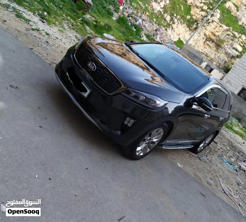 كيا سورينتو Standard