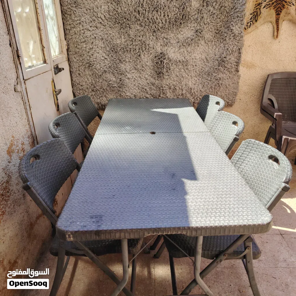 طاوله راتان مع 8كراسي