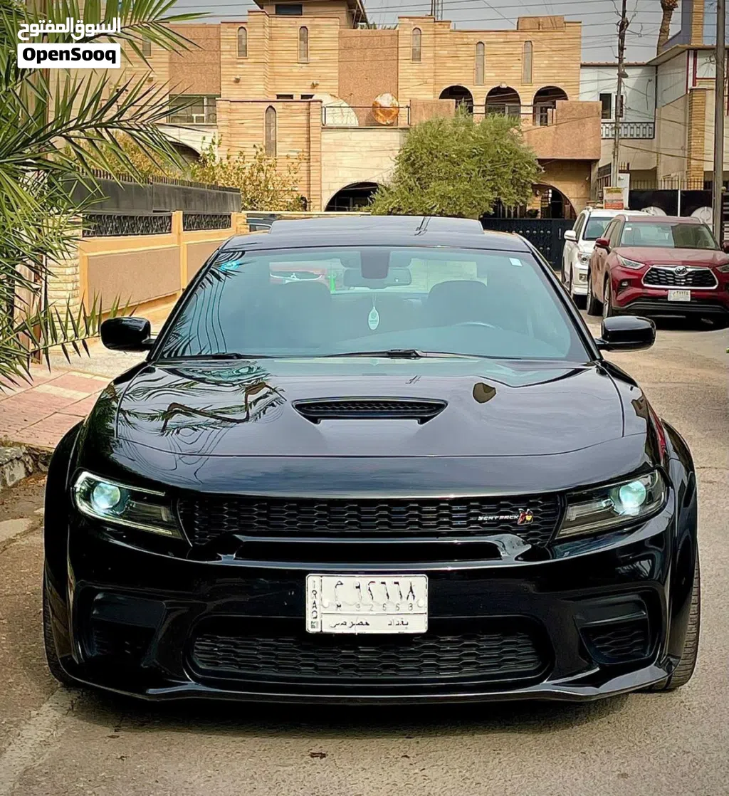 دودج تشارجر SRT 392