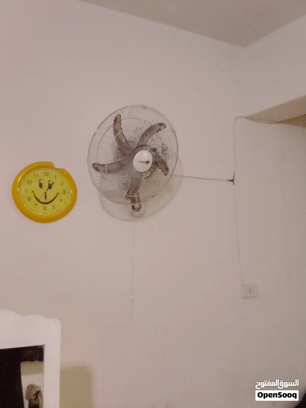 مروحة حائط