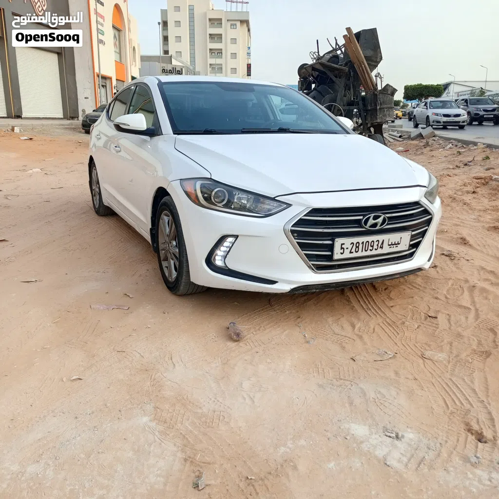 Hyundai Elantra GLS