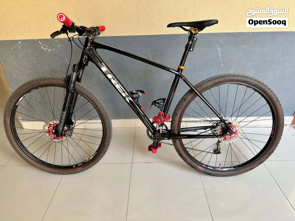 200 trek bike