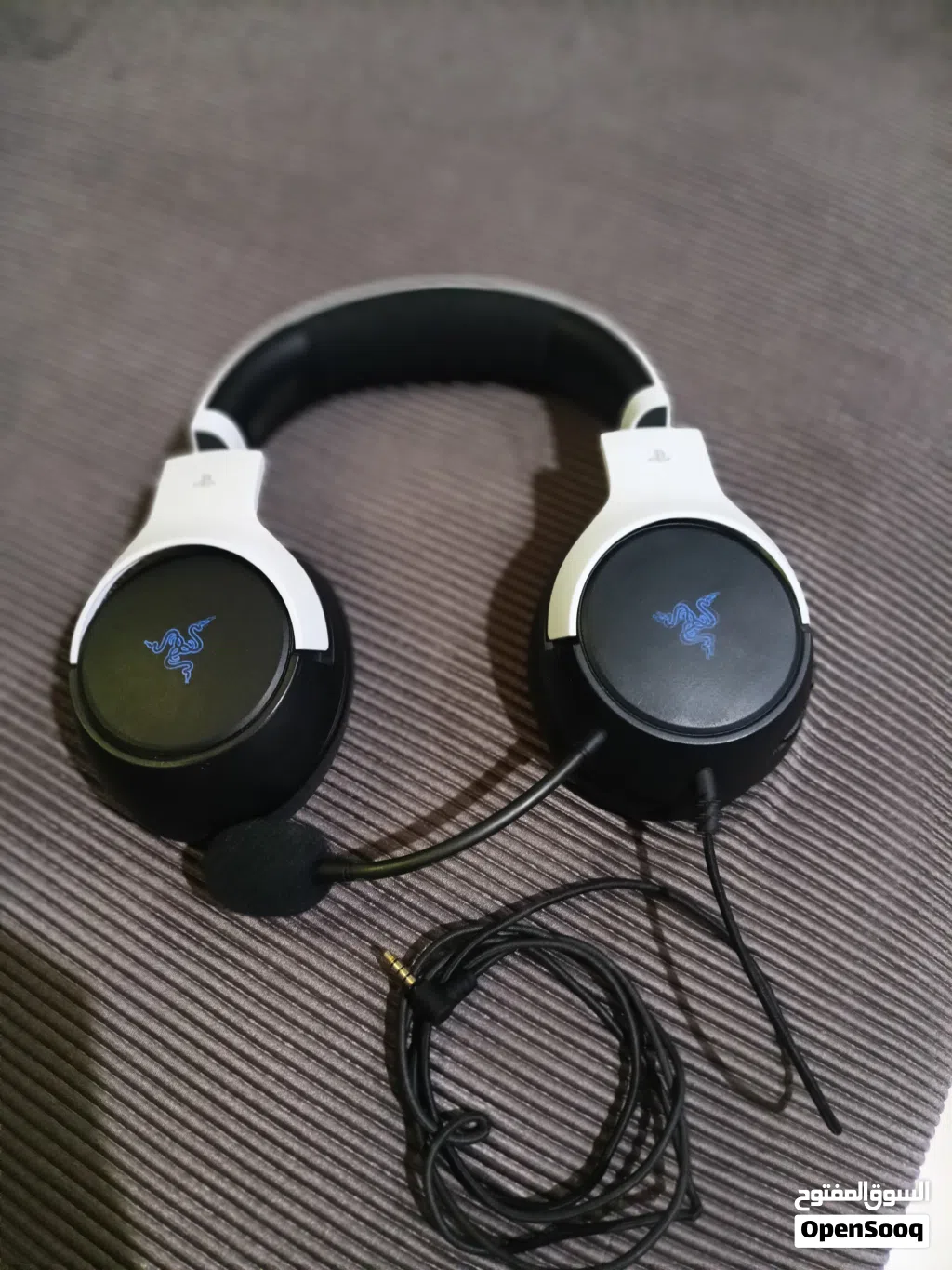 سماعة من شركرة ريزر(Razer) أصلية تحتوي على ميك