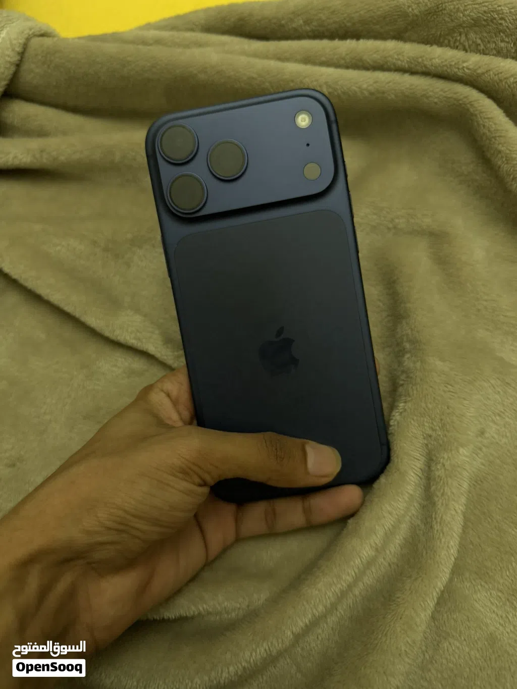 IPHONE 17 pro max