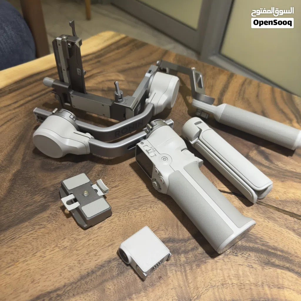 للبيع: DJI RS 4 Mini Pro Gimbal – بحالة ممتازة