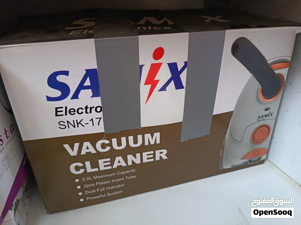 مكنسة كهربائية بطح نوع ساميكس قوة الشفط 1300 واط بحالة جيدة جدا استعمال منزلي فقط