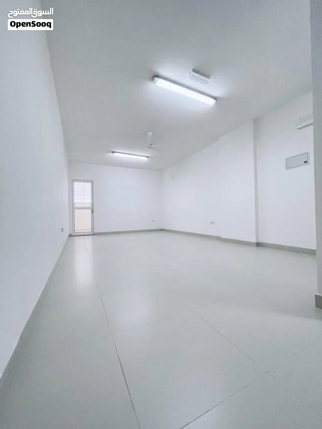 غرفة واسعة بالقرب من المعبيلة الجنوبية في مدينة سندان / big room near mabeila south /