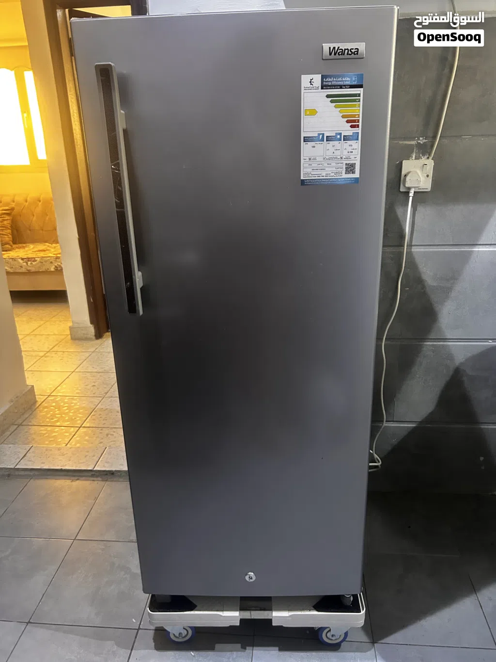 Like-New Wansa 270L Fridge Under Warranty with invoice!
