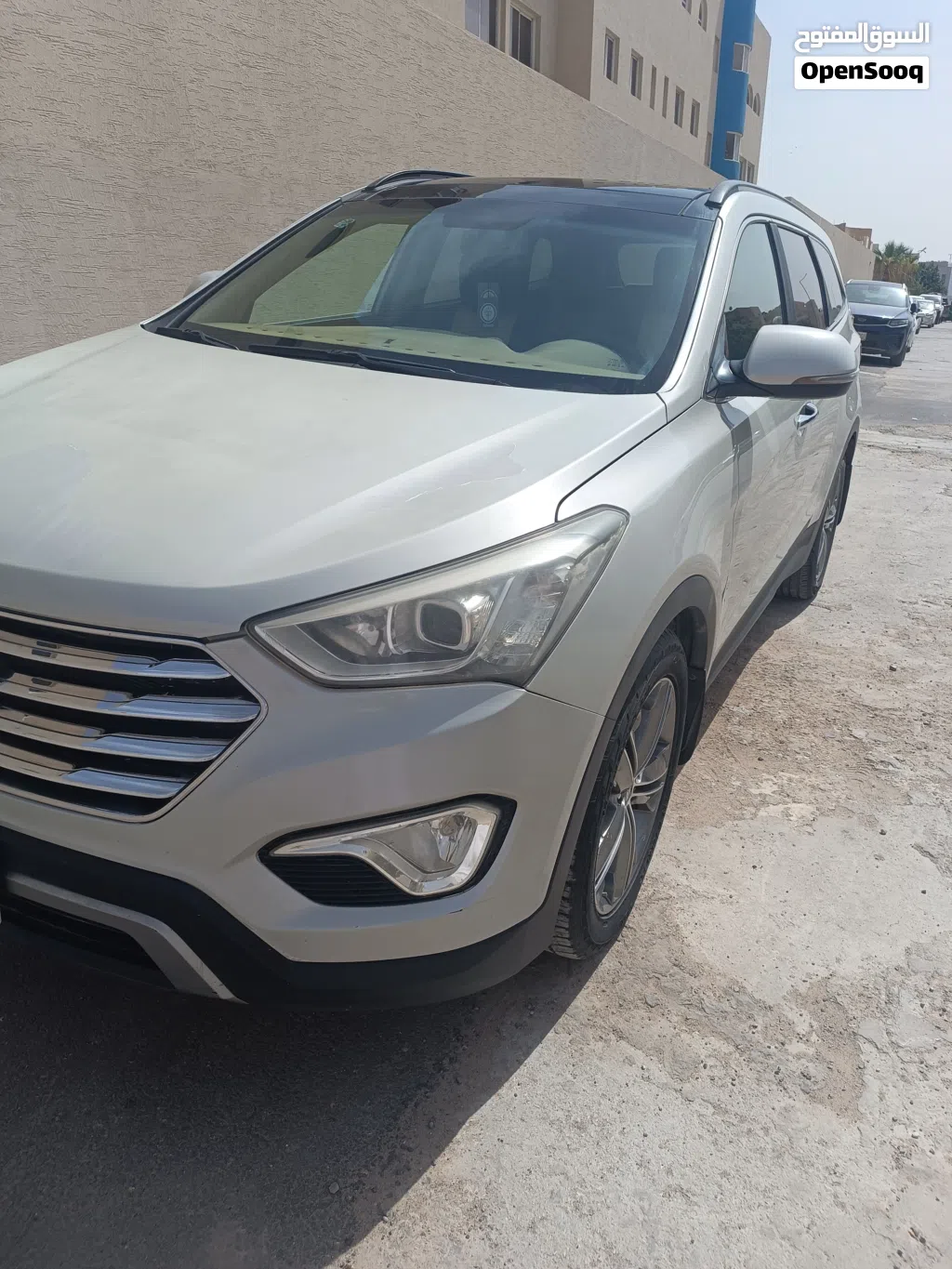 هيونداي جراند سانتا في