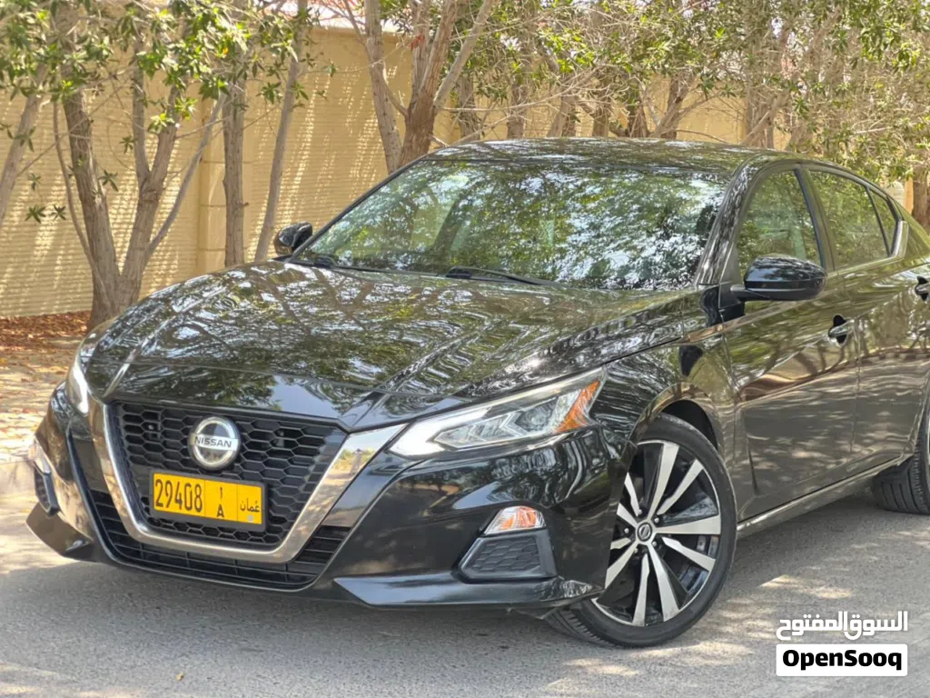 Nissan Altima SR