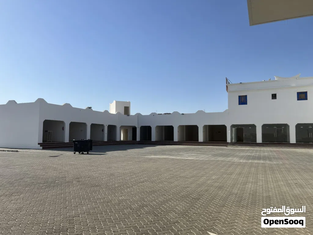محلات للايجار بمحطة نفط عمان