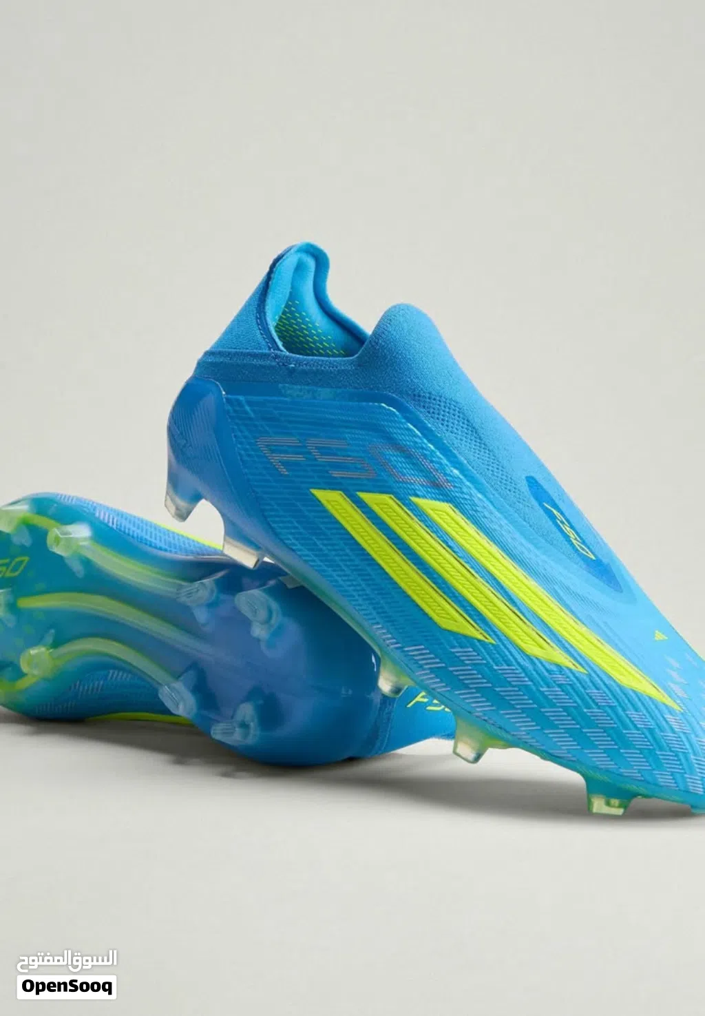 Adidas F50 بوت كرة قدم