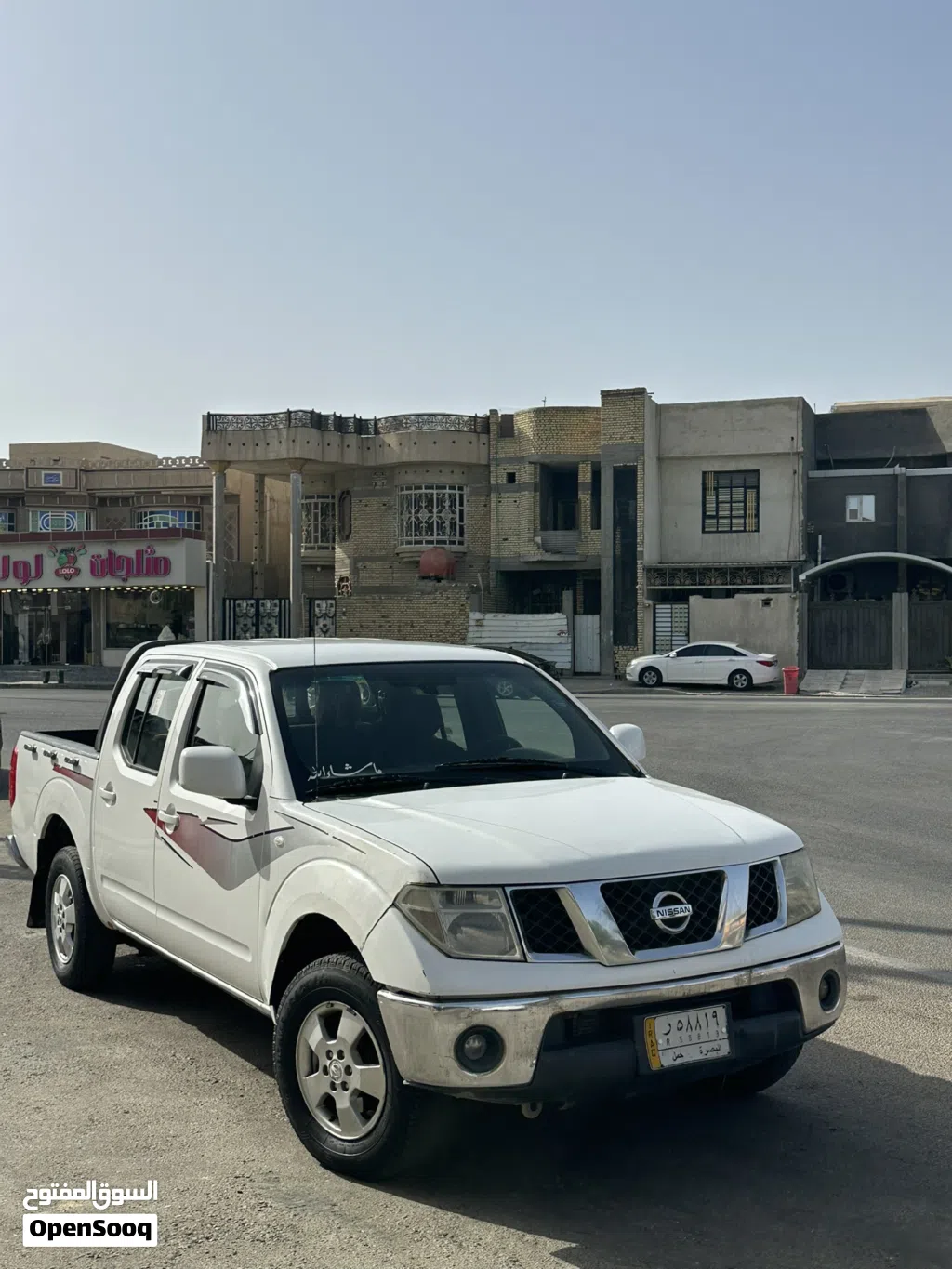 نيسان نافارا SE