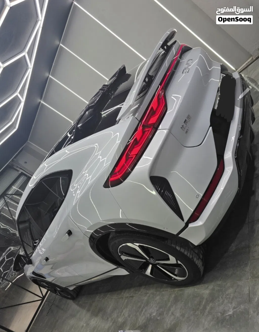 BYD Song L