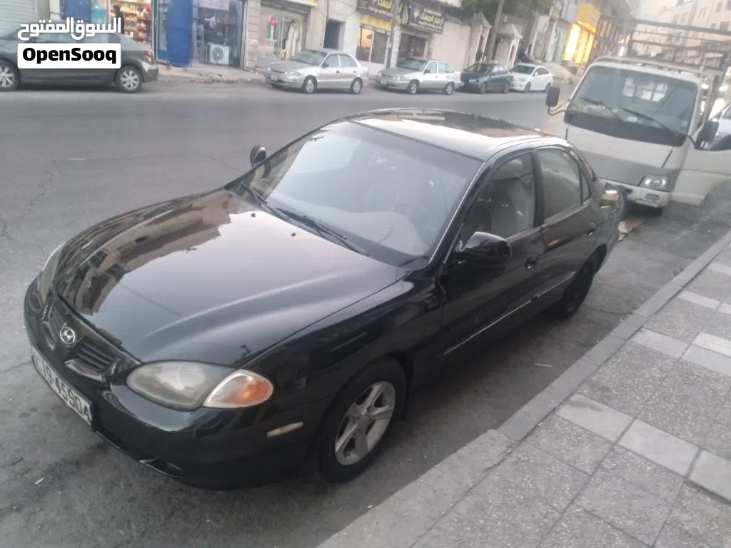 Hyundai Elantra GLS