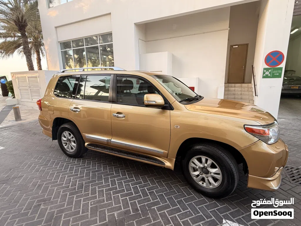 Toyota Land Cruiser VXR