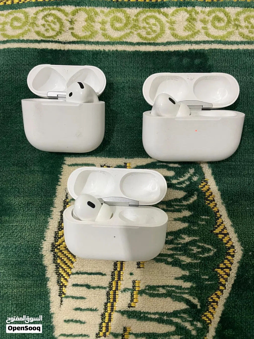 يوجد جوانب وبوكسات لجميع انواع السماعات اصليين