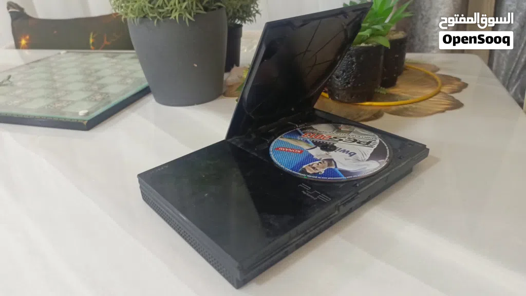بلايستيشن 2 مع سيدي pes 2013 الجهاز نضيف