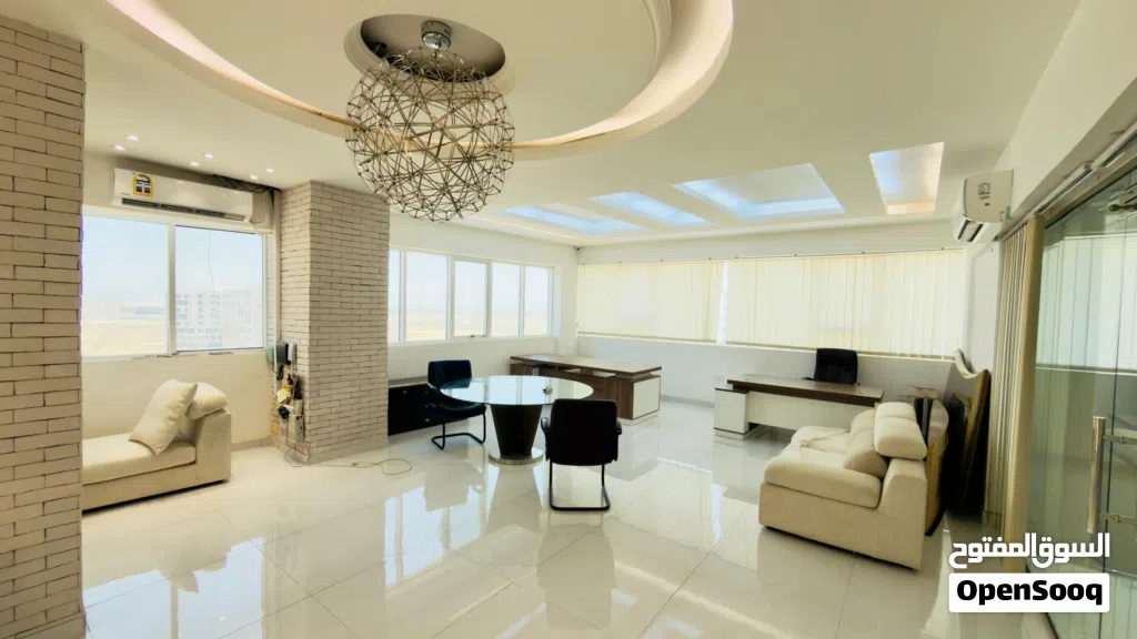 uxury Furnished Office for Rent/يمكنك وضع النص باللغتين في نفس الإعلان: