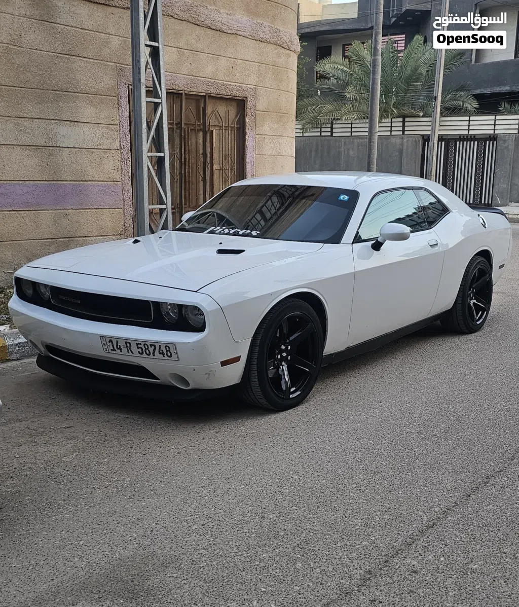 Dodge Challenger SXT