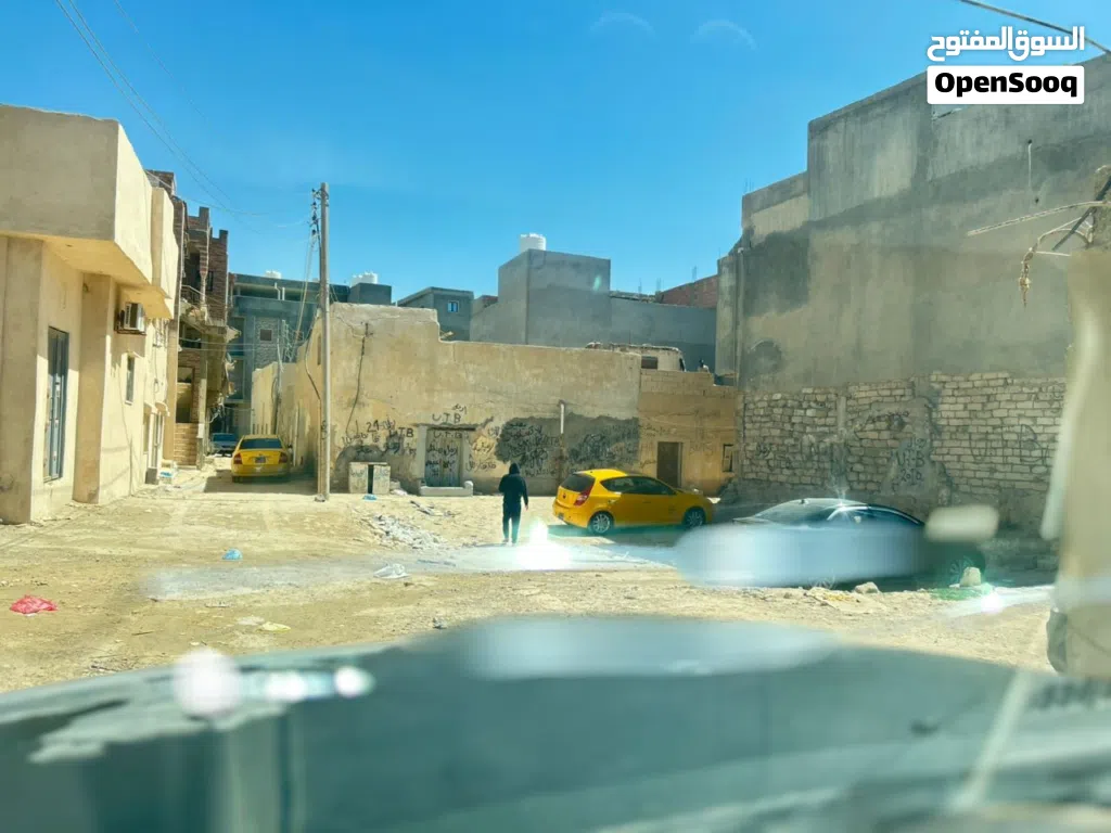 منزال للبيع ع طريق البحر