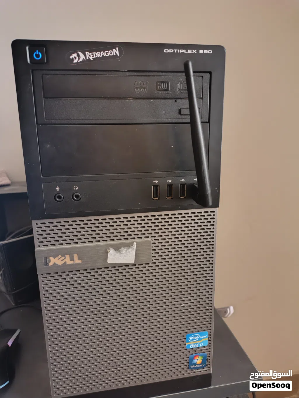 جهاز كمبيوتر نظيف مناسب للدراسة نوع dell