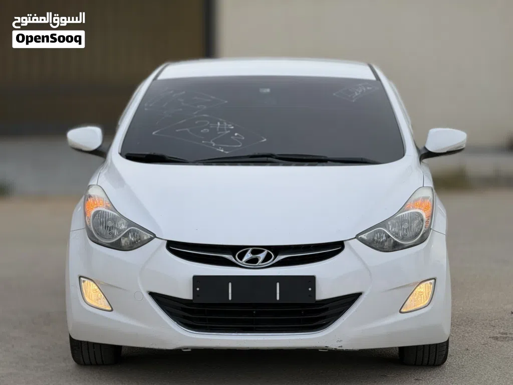 هيونداي افانتي Limited